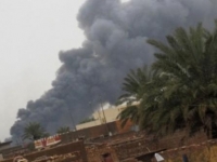 Смертник на заминированном автомобиле протаранил здание в центре Багдада