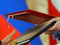 Медведев и Обама подписали новый Договор по СНВ (24 фото) . Конфликт с грузией