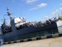 Протесты жителей Севастополя заставили американский военный корабль «Даллас» досрочно покинуть город | АфганВет