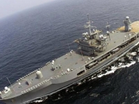 Штабной корабль ВМС США Mount Whitney сбежал из Севастополя. Сомалийских пиратов