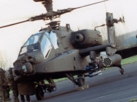 Британцы получили модернизированные вертолеты Apache. 