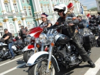 В Петербурге прошёл фестиваль, посвящённый 110-летию Harley Davidson. Основные события первой мировой войны