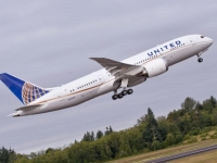 Boeing 787 Dreamliner авиакомпании United Airlines. Фильм звёздные войны эпизод 1