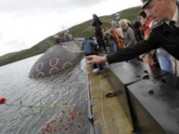 Гордость российского ВМФ АПЛ 'Курск' затонула на глубине 108 метров