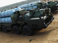 Сирия получила первую партию зенитных ракет С-300. Сборка автомата калашникова